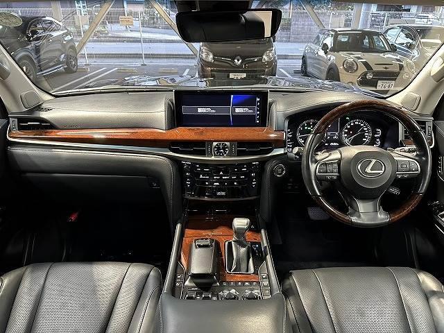 Lexus LX 2015