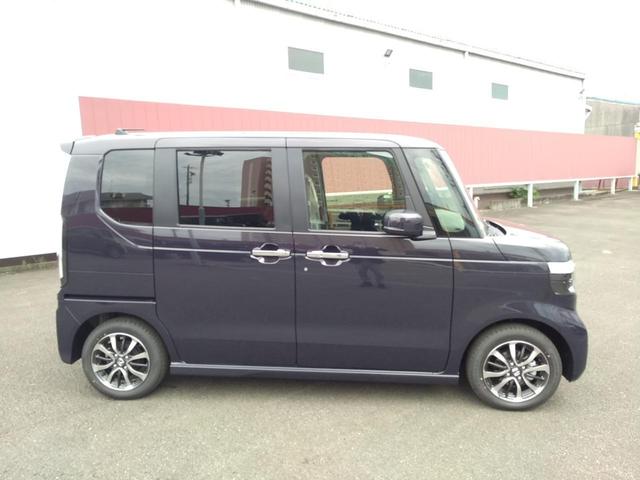 Honda N-BOX CUSTOM 2025