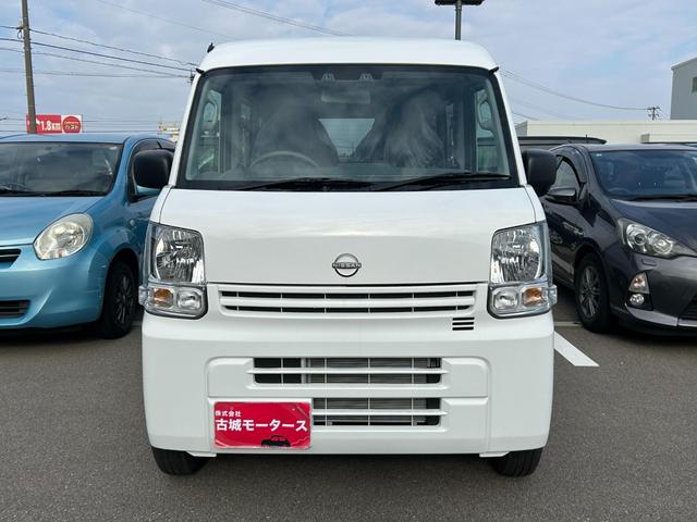 Nissan NV100 Clipper Van 2026
