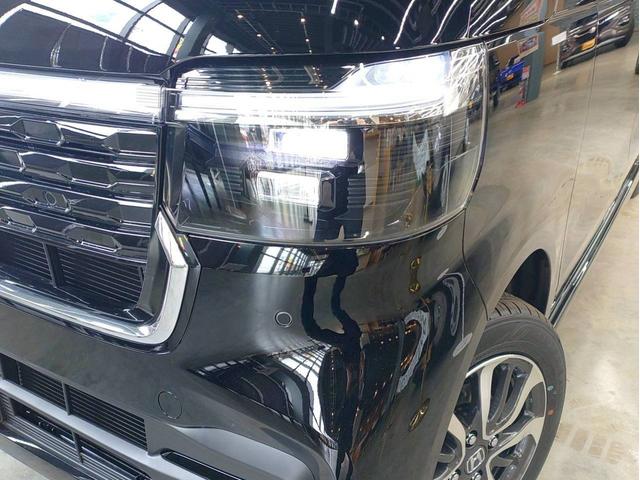 Honda N-BOX CUSTOM 2025