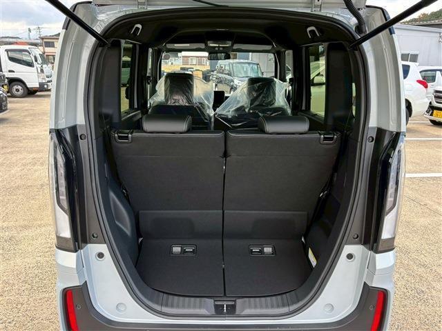 Honda N-BOX CUSTOM 2025