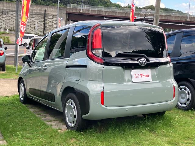 Toyota SIENTA 2025