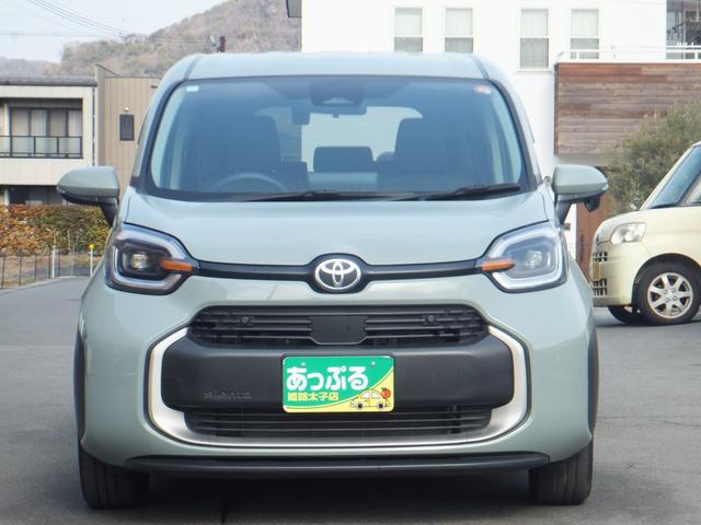 Toyota SIENTA 2024