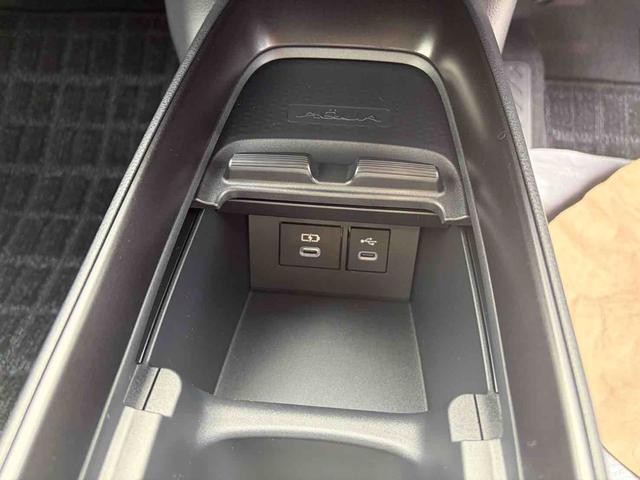 Toyota AQUA 2026
