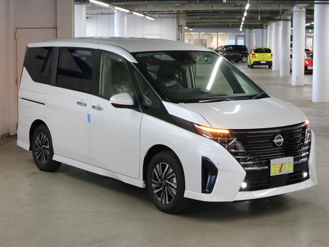 Nissan SERENA 2025