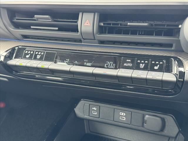 Toyota PRIUS 2025