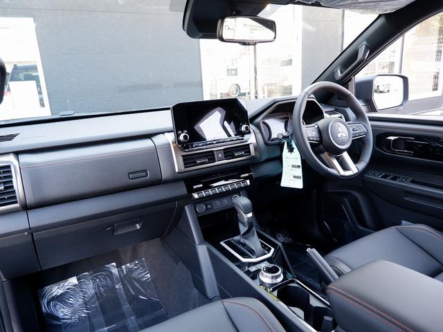 Mitsubishi TRITON 2025