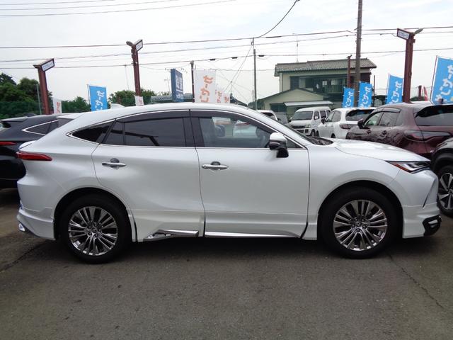 Toyota HARRIER HYBRID 2023