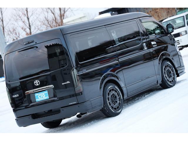 Toyota HIACE VAN 2025