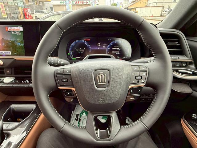 Toyota CROWN SPORT 2025