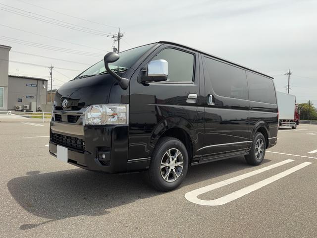 Toyota HIACE VAN 2026
