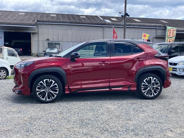 Toyota YARIS CROSS 2021
