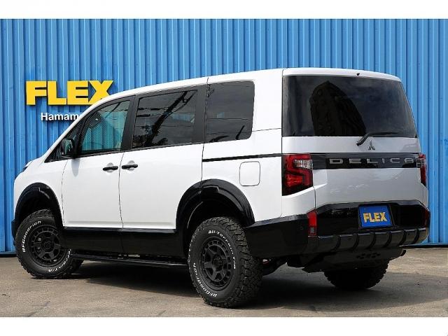 Mitsubishi DELICA D:5 2026
