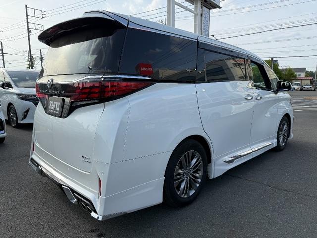 Toyota ALPHARD HYBRID 2024