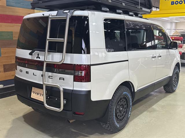Mitsubishi DELICA D:5 2017