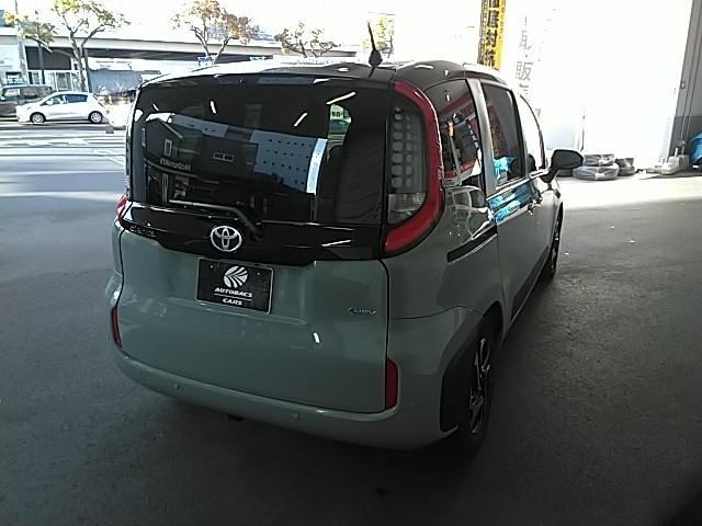 Toyota SIENTA 2024