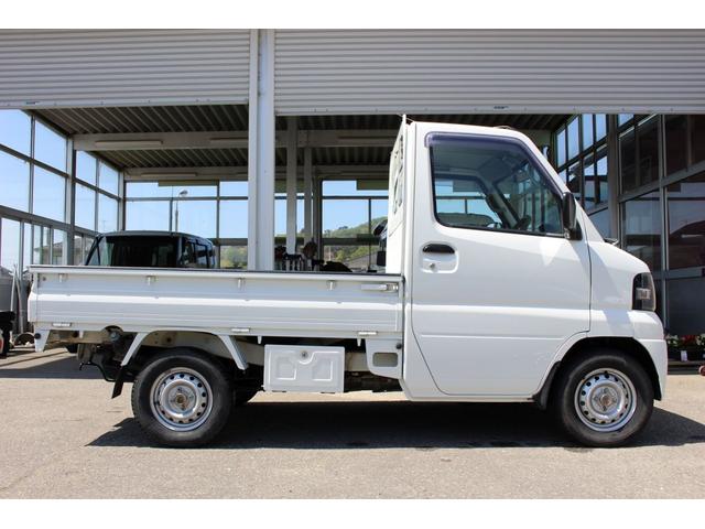 Mitsubishi MINICAB TRUCK 2009