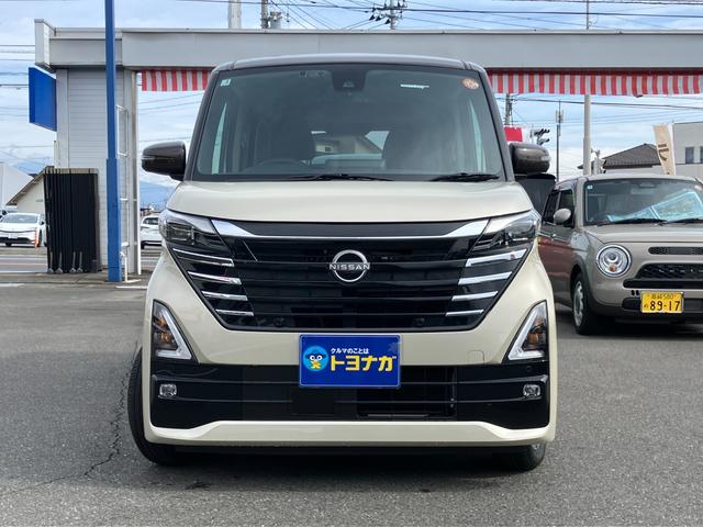 Nissan ROOX 2025