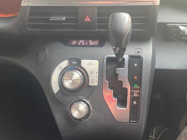 Toyota SIENTA 2018