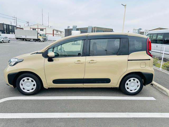 Toyota SIENTA 2024