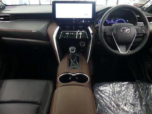 Toyota HARRIER HYBRID 2025