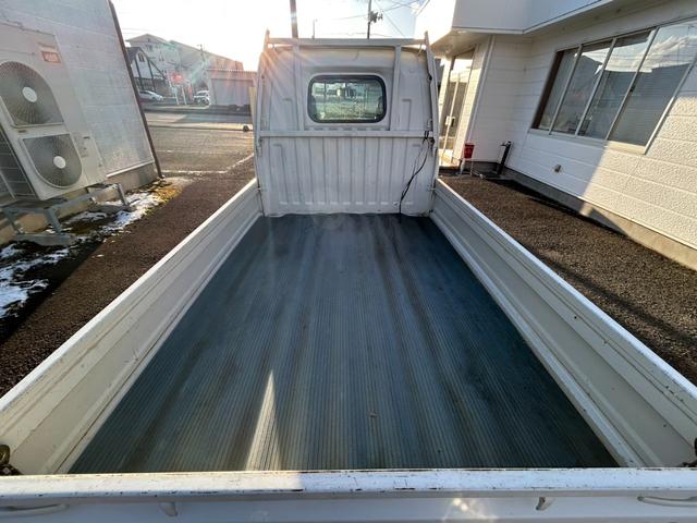 Mitsubishi MINICAB TRUCK 1998