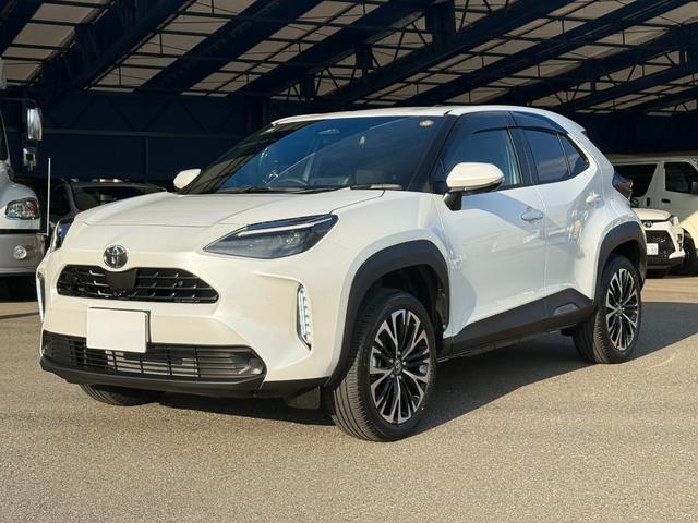 Toyota YARIS CROSS 2025