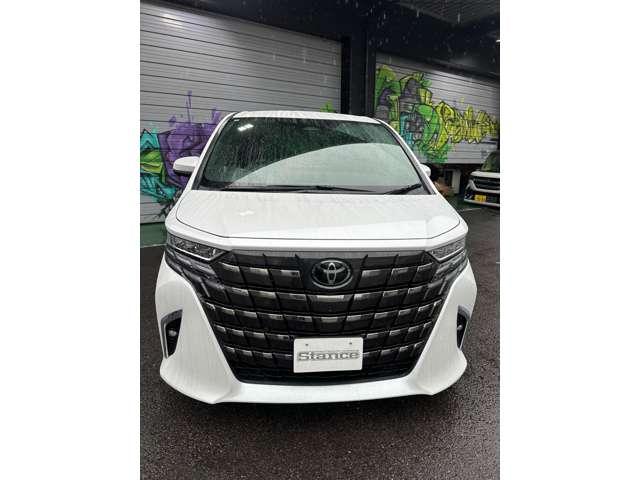 Toyota ALPHARD 2024