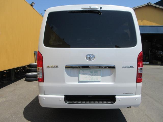Toyota HIACE VAN 2026