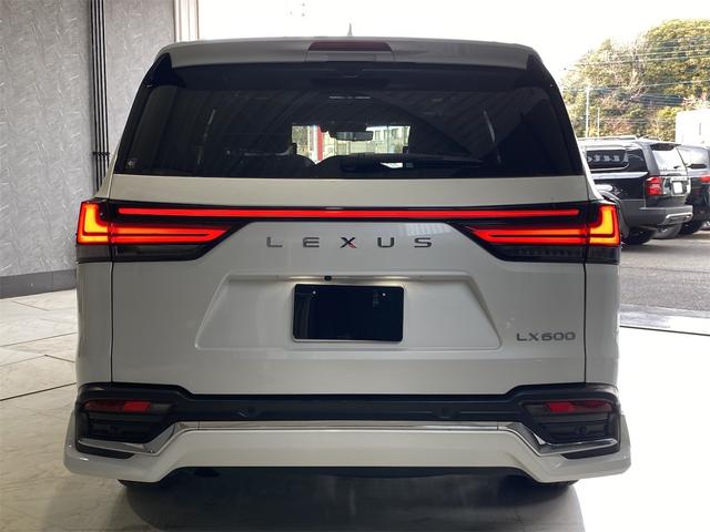Lexus LX 2023
