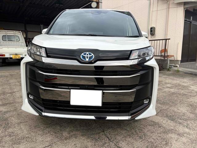 Toyota NOAH 2023