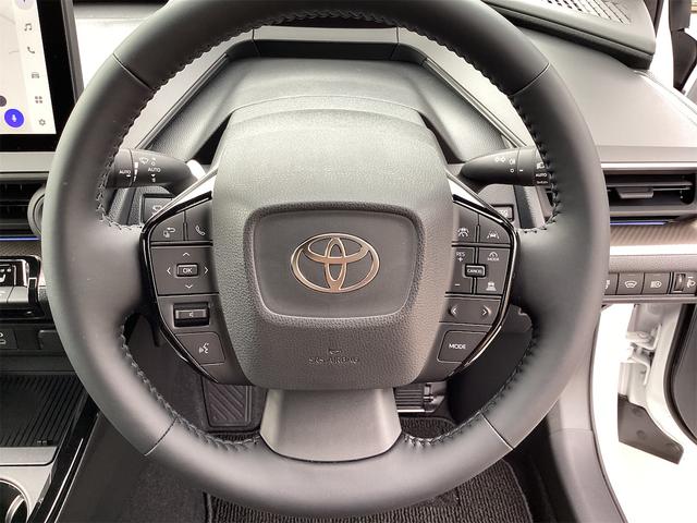 Toyota PRIUS 2025