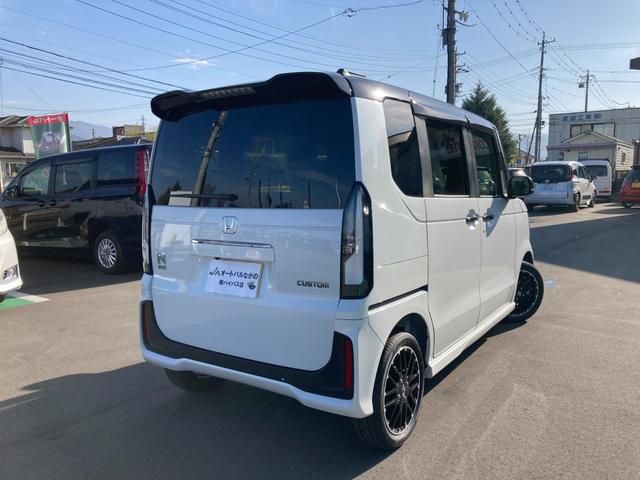 Honda N-BOX CUSTOM 2025
