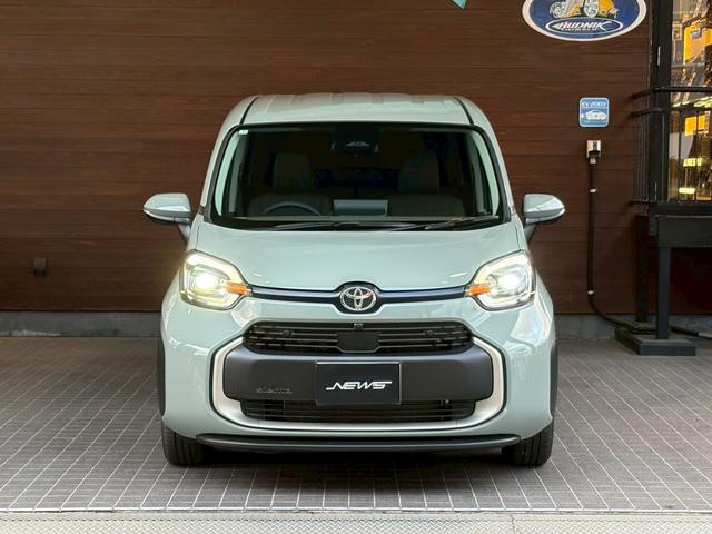 Toyota SIENTA 2025