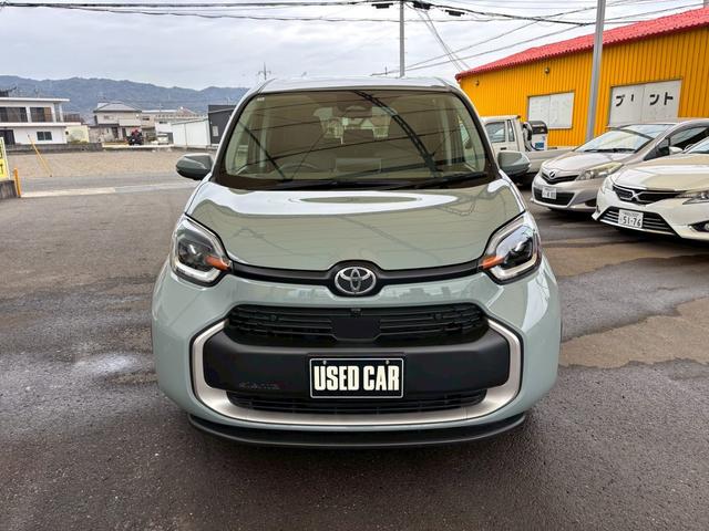 Toyota SIENTA 2024