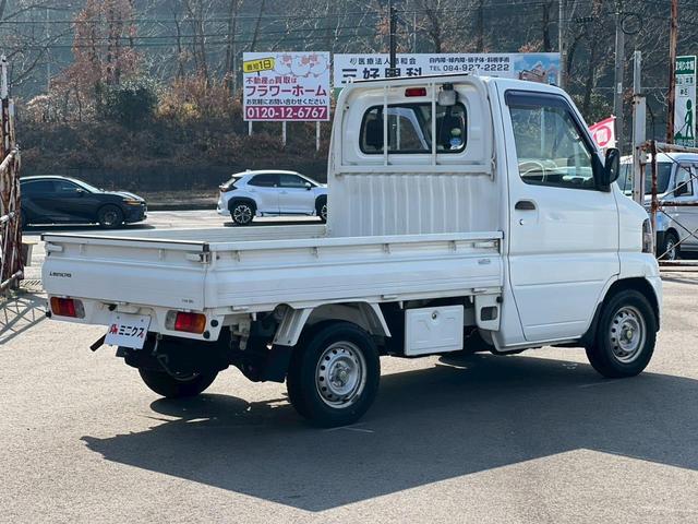 Mitsubishi MINICAB TRUCK 2010