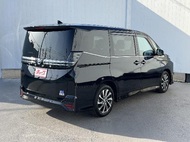 Toyota VOXY 2025