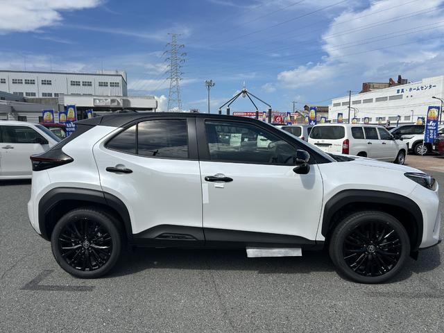 Toyota YARIS CROSS 2026