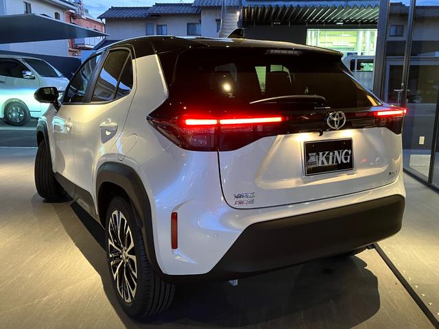 Toyota YARIS CROSS 2026