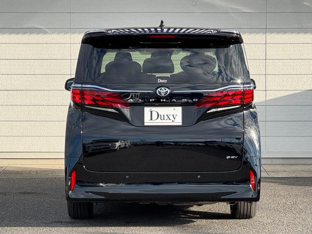 Toyota ALPHARD HYBRID 2026