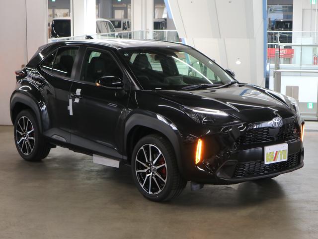 Toyota YARIS CROSS 2025