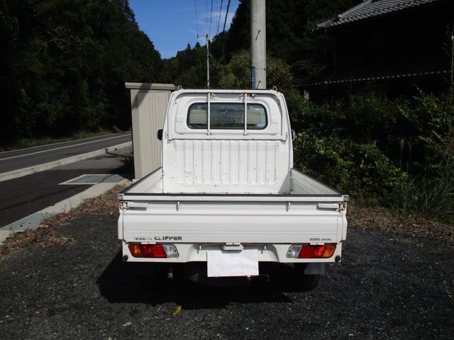 Nissan CLIPPER TRUCK 2004