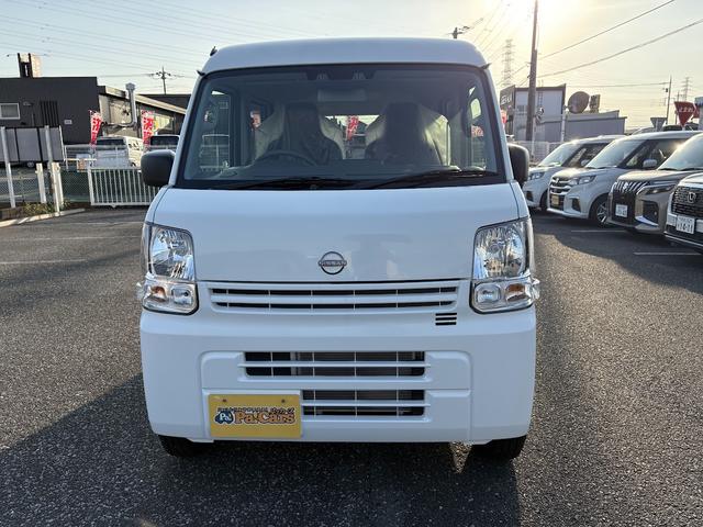 Nissan NV100 Clipper Van 2025