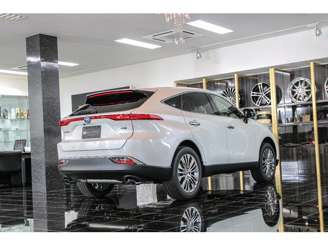 Toyota HARRIER HYBRID 2025