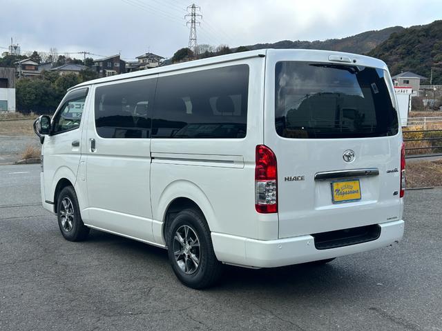 Toyota HIACE VAN 2026