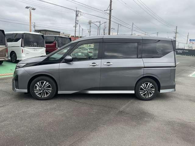 Nissan SERENA 2024