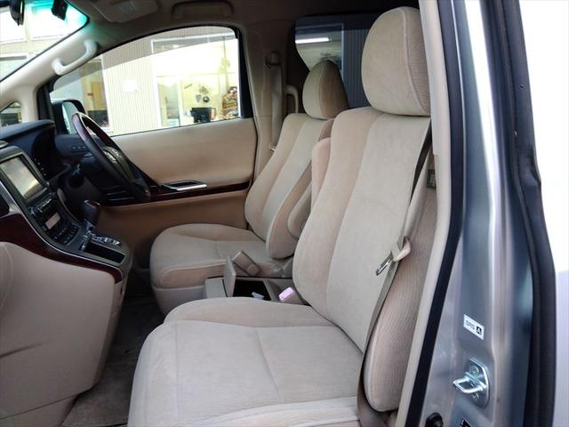 Toyota VELLFIRE 2009