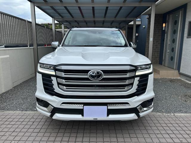 Toyota LAND CRUISER 2024