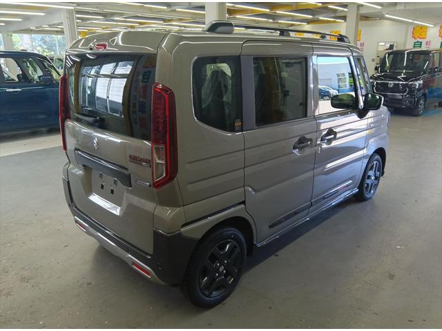 Suzuki SPACIA GEAR 2025