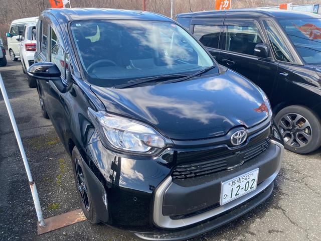 Toyota SIENTA 2025